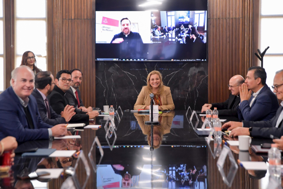 La Red Anáhuac tiene presencia en 10 estados de México, basando su oferta académica en estudios de campo que identifican las necesidades actuales de alumnos y empresarios.